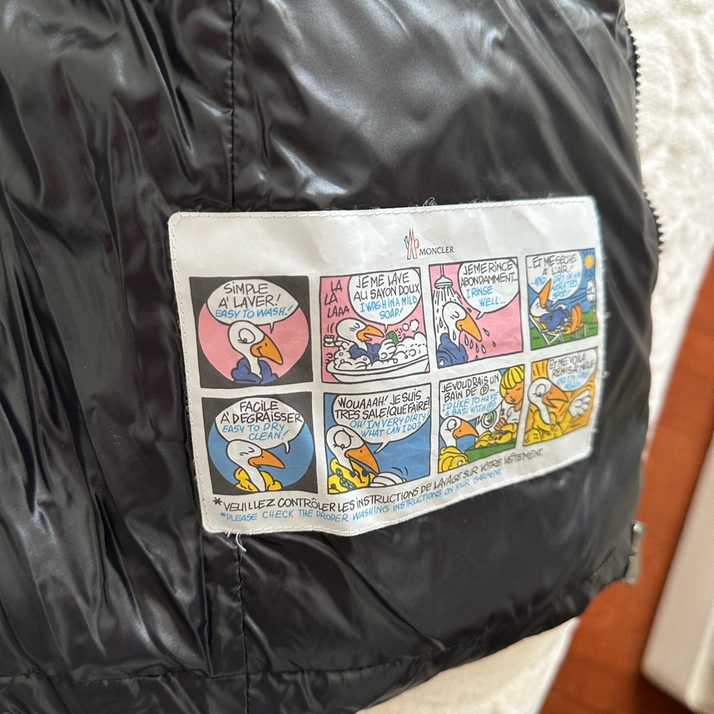 Moncler Grant Shiny Black Down Vest - Picture 5 of 9